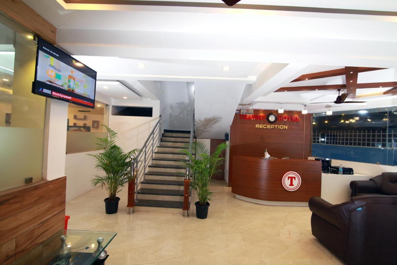 Gateway Airport Hotel 坎努尔 外观 照片