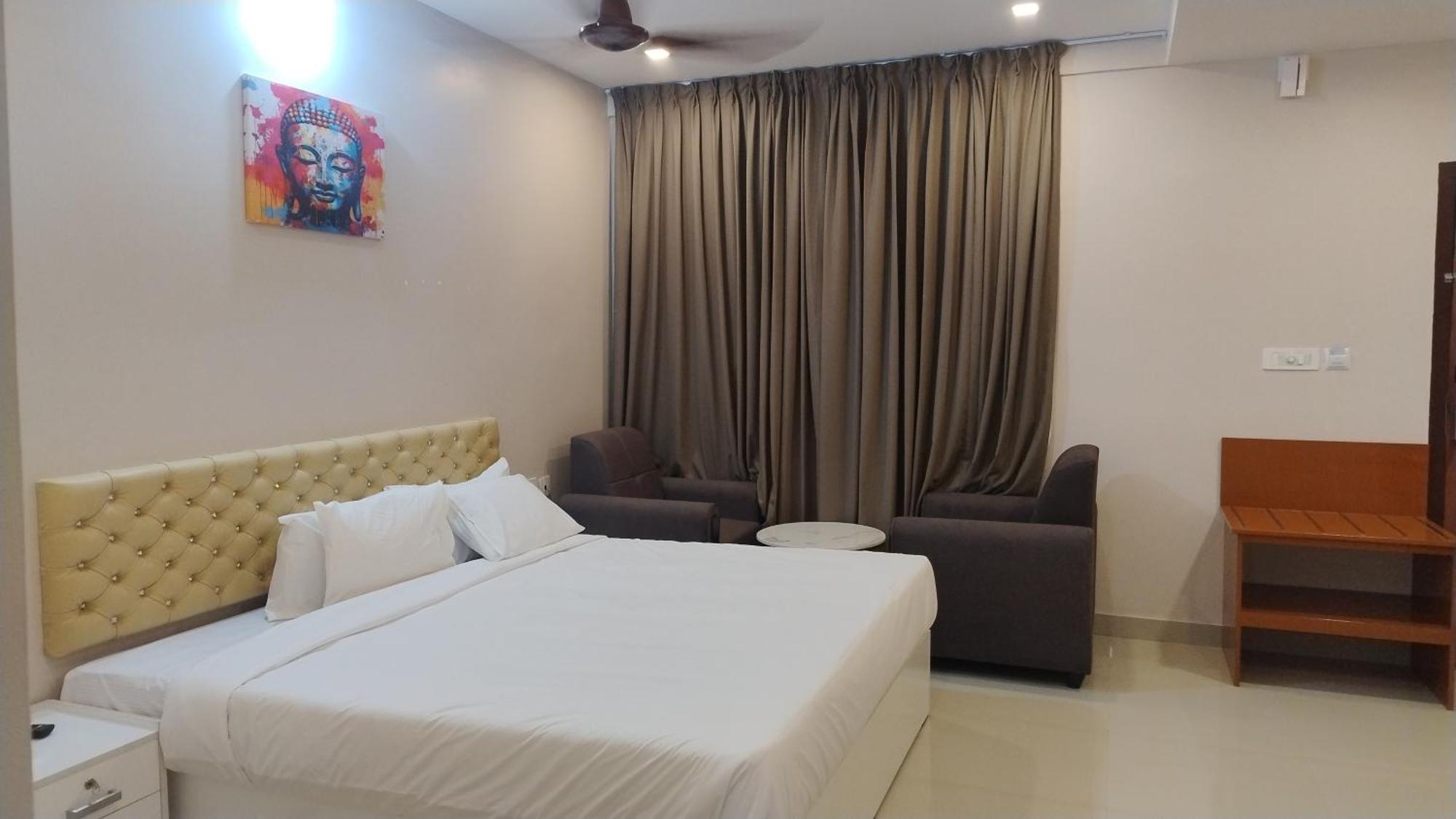 Gateway Airport Hotel 坎努尔 外观 照片